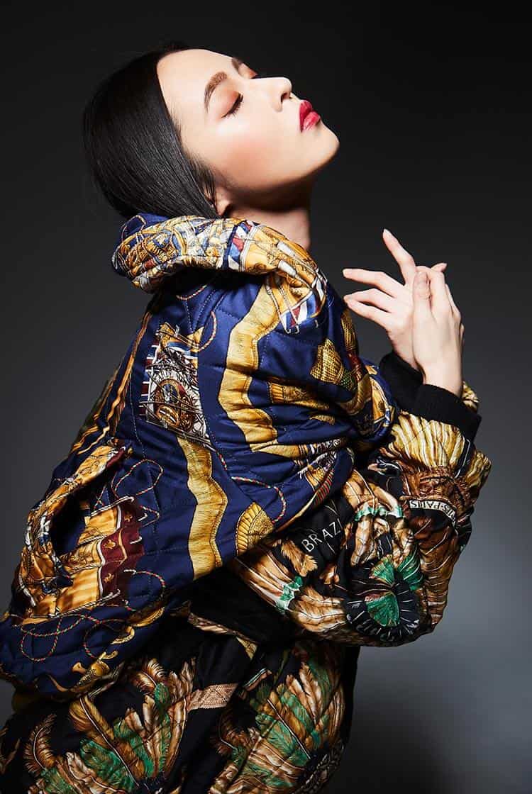 Akariのファッションモデルフォト