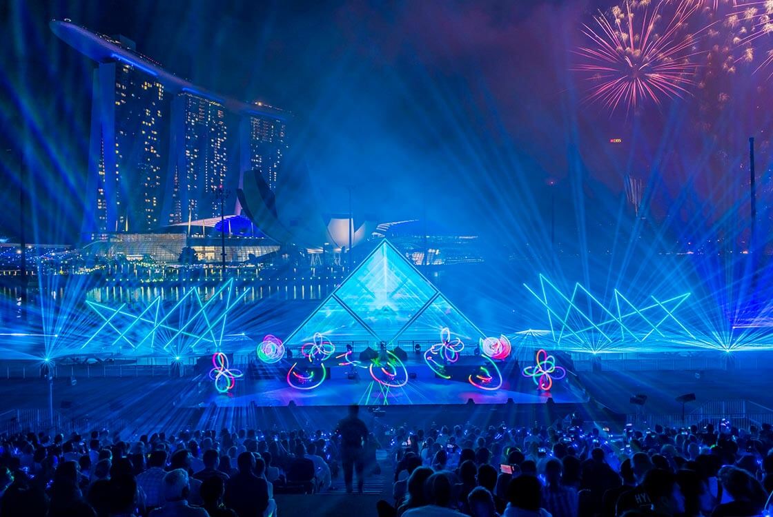 かぐづちの光のパフォーマンスステージ風景